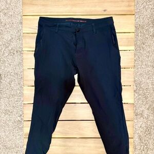 RHONE Men’s Black Jogger Pants